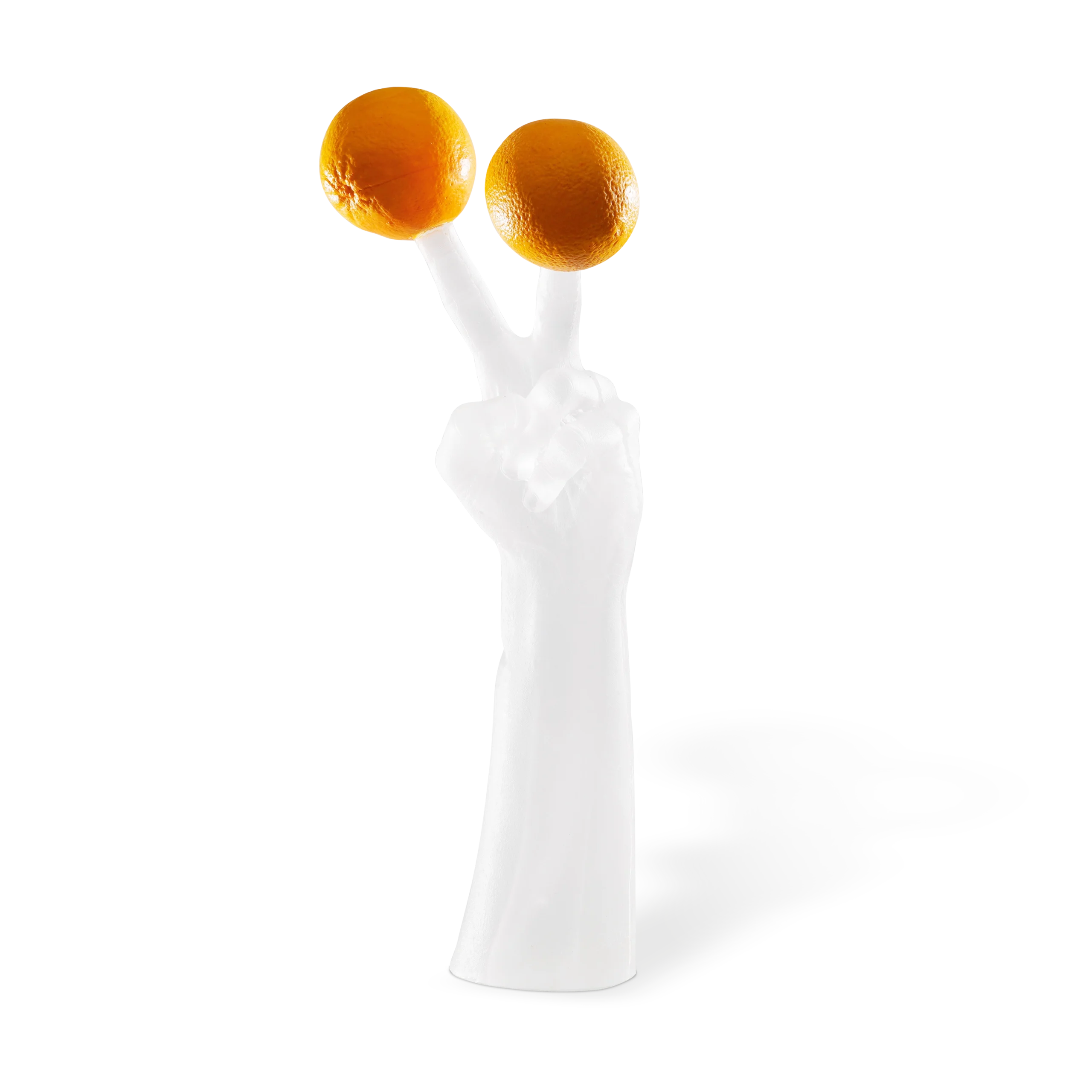 Exklusive Skulptur "Ice Orange Tree" von Erwin Wurm. Skurriler Balanceakt. Hand aus Murano Glass balanciert zwei Orangen.