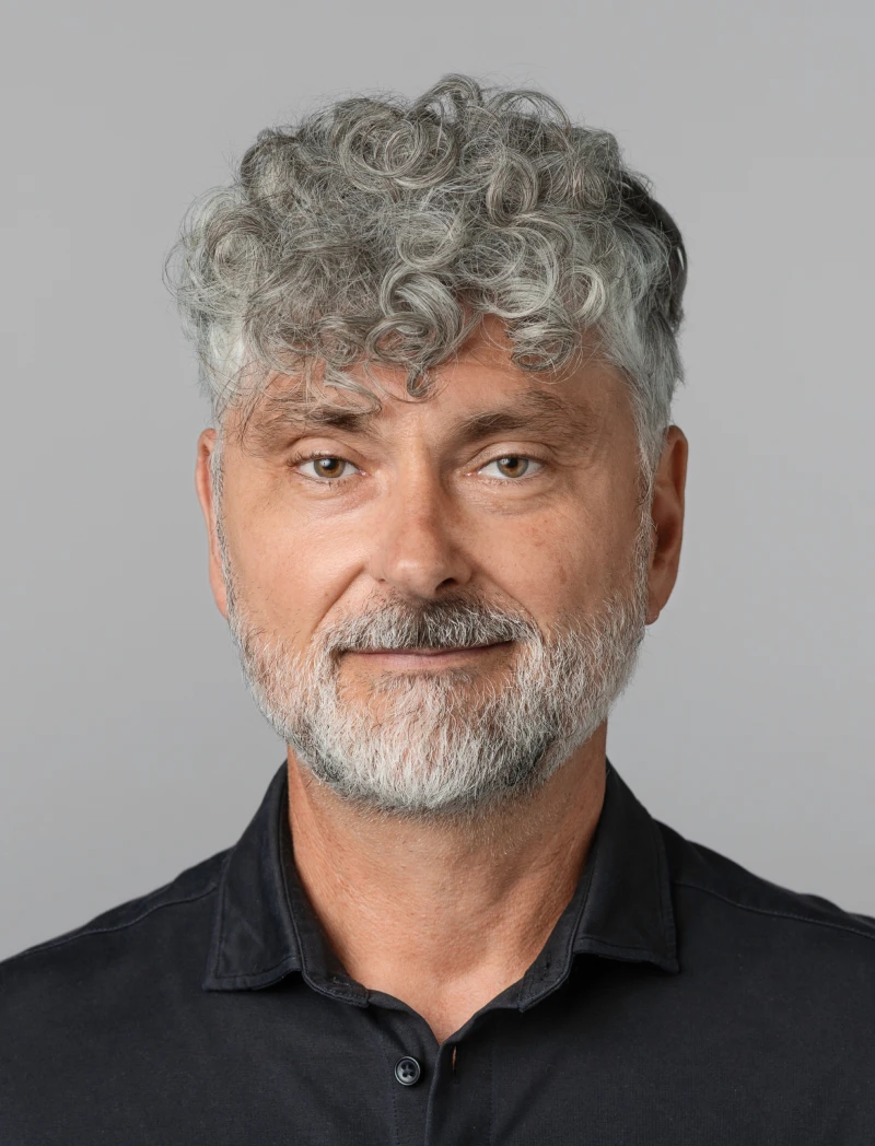 Portrait von Marco Dettweiler