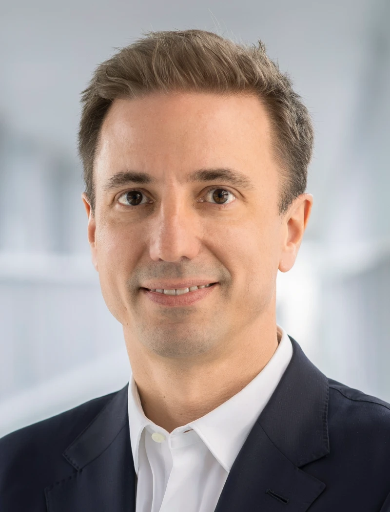 Portrait von Florian Huettl